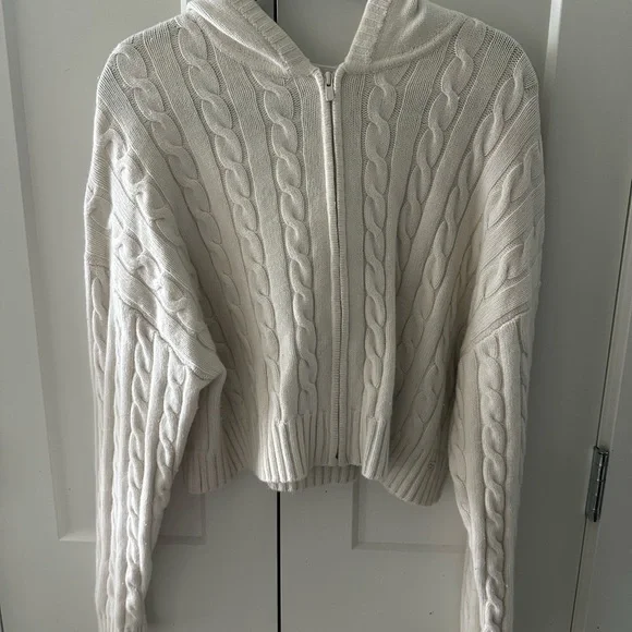 Sunday Best White Octavia Sweater Zip Up - Picture 2 of 9